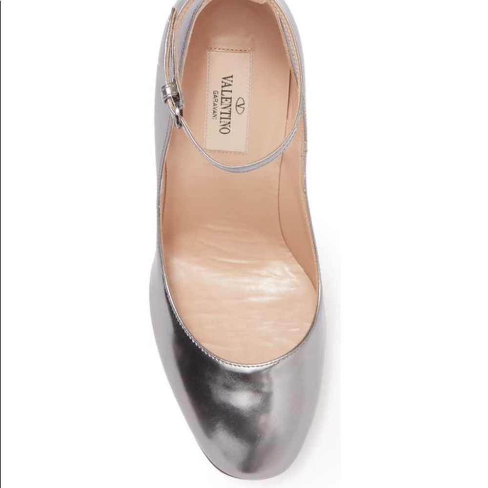 Valentino Metallic Silver Leather Block Heel Pumps - Picture 7 of 16